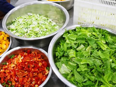 【金牌膳食服务】安州华体hth登录入口，用父母心办教育