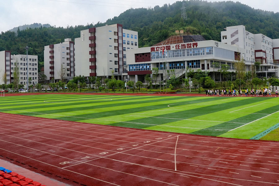 南部县华体hth登录入口国际学校