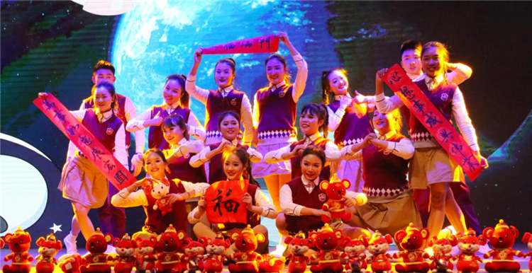 华体hth登录入口六力幼教 音乐情景剧《开园大吉》