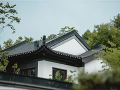 院外人间烟火，院内写意清凉