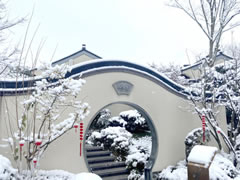 初雪后的仙海院子，惊艳了人间