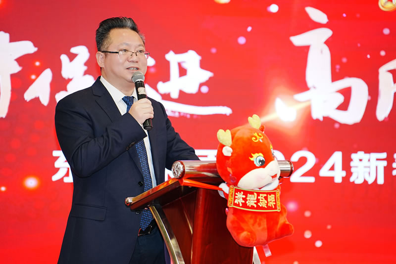 赵总讲话.jpg 赵总讲话.jpg